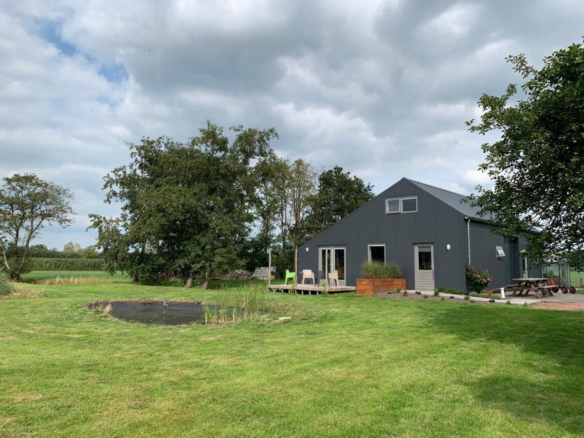 Villa Mae Usu Nieuw-Roden Exterior foto